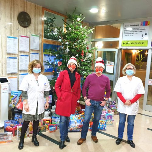 Distribution cadeaux Happy Dream Child